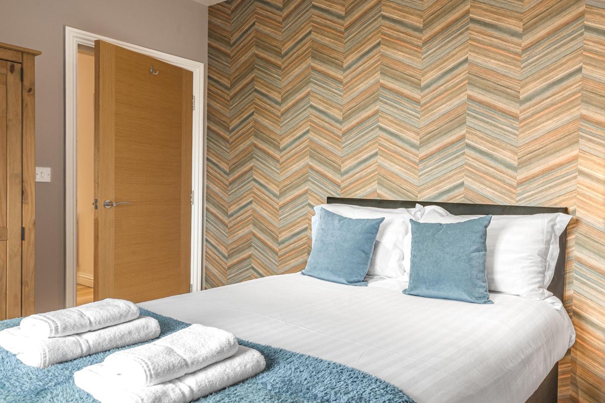Abbey Apartments Modern Aparthotel For Tourists & Professionals Barrow-in-Furness Екстер'єр фото