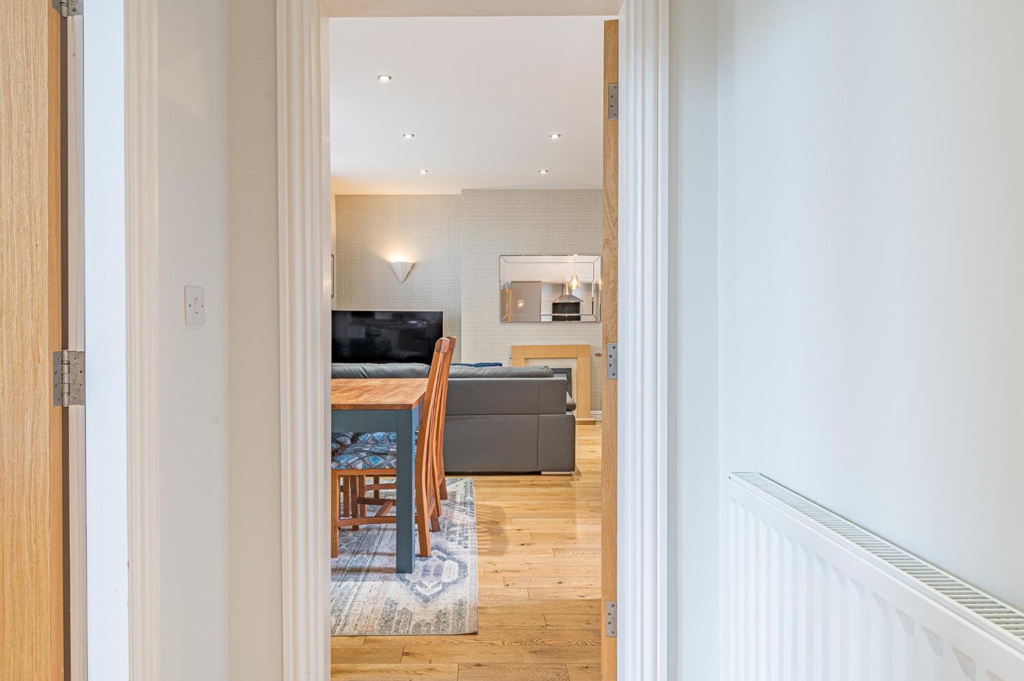 Abbey Apartments Modern Aparthotel For Tourists & Professionals Barrow-in-Furness Екстер'єр фото